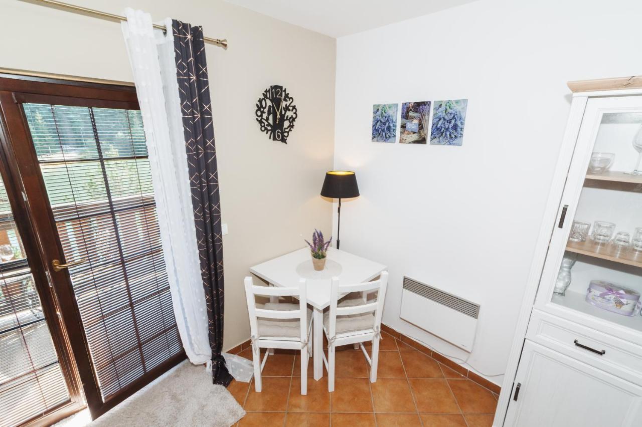 Vila Viktoria - Apartman Viktoria 2 鲁容贝罗克 外观 照片